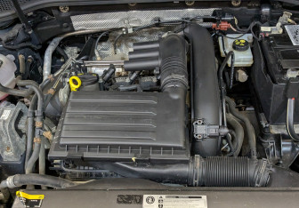 Подержанный автомобиль Volkswagen Passat Sedan 2018 года (9 фото)