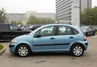 Подержанный автомобиль Citroen C3 Hatchback 2009 года (6 фото)