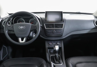 Подержанный автомобиль FAW Besturn X40 2019 года (6 фото)