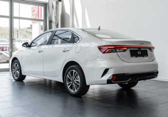Новый Kia K3 Sedan 2024 (6 фото)