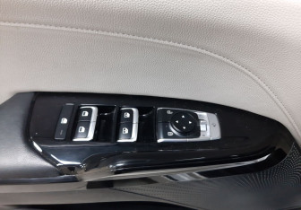 Подержанный автомобиль Kia K5 2020 года (18 фото)