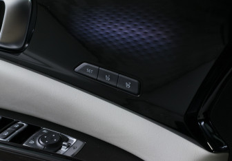 Подержанный автомобиль Kia Carnival 2022 года (22 фото)