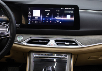 Подержанный автомобиль Evolute i-SPACE 2024 года (17 фото)