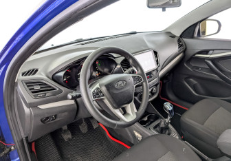 Подержанный автомобиль LADA (ВАЗ) Vesta Wagon 2020 года (16 фото)