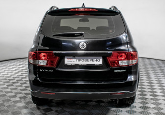 Подержанный автомобиль SsangYong Kyron 2012 года (6 фото)