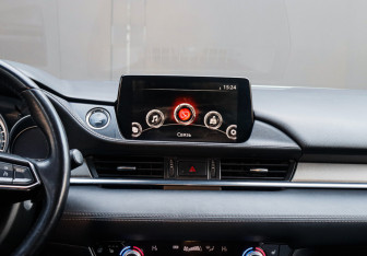 Подержанный автомобиль Mazda 6 Sedan 2021 года (21 фото)