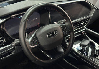 Подержанный автомобиль Geely Tugella 2023 года (12 фото)