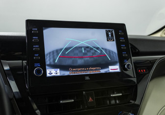 Подержанный автомобиль Toyota Camry Sedan 2021 года (17 фото)