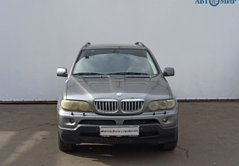 Подержанный автомобиль BMW X5 2003 года (2 фото)