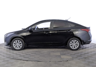 Подержанный автомобиль Hyundai Solaris Sedan 2021 года (8 фото)