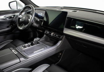 Подержанный автомобиль GAC GS8 2024 года (9 фото)