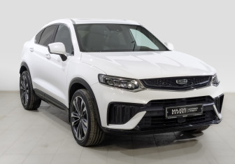 Подержанный автомобиль Geely Tugella 2023 года (3 фото)