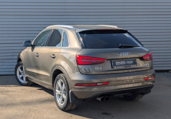 Подержанный автомобиль Audi Q3 2016 года (7 фото)