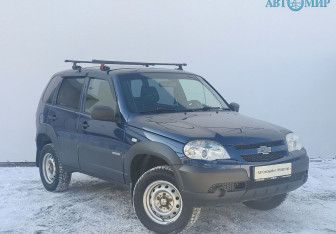 Подержанный автомобиль Chevrolet Niva 2017 года (3 фото)