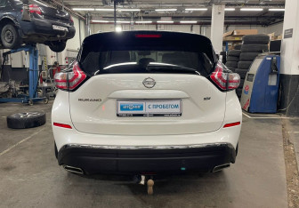 Подержанный автомобиль Nissan Murano Suv 2019 года (5 фото)