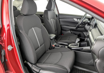 Подержанный автомобиль Kia Cerato Sedan 2019 года (23 фото)