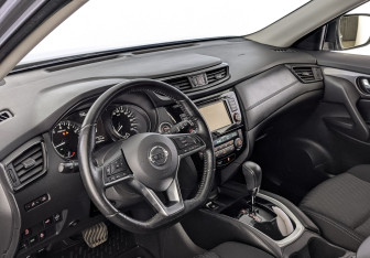 Подержанный автомобиль Nissan X-Trail 2019 года (15 фото)