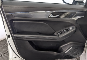 Подержанный автомобиль Haval Jolion 2022 года (19 фото)