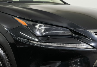 Подержанный автомобиль Lexus NX 2018 года (15 фото)