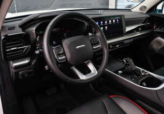 Подержанный автомобиль Haval H3 2024 года (14 фото)