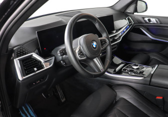 Подержанный автомобиль BMW X5 2024 года (12 фото)