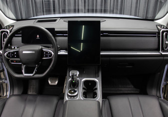 Подержанный автомобиль Jaecoo J7 2023 года (13 фото)