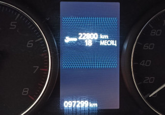 Подержанный автомобиль Mitsubishi Outlander 2019 года (17 фото)