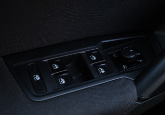 Подержанный автомобиль Volkswagen Tiguan 2021 года (17 фото)