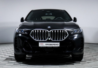 Подержанный автомобиль BMW X6 2023 года (2 фото)
