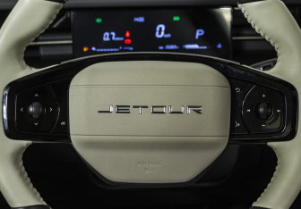Подержанный автомобиль Jetour Dashing 2024 года (11 фото)