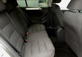 Подержанный автомобиль Volkswagen Golf Hatchback 2011 года (21 фото)