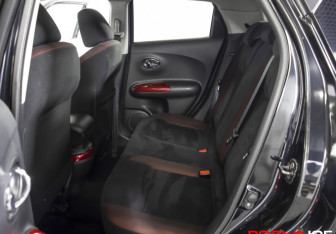 Подержанный автомобиль Nissan Juke 2011 года (10 фото)