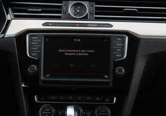 Подержанный автомобиль Volkswagen Passat Sedan 2015 года (11 фото)