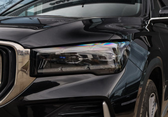 Подержанный автомобиль Geely Monjaro 2023 года (34 фото)