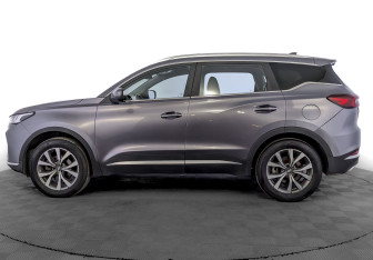 Подержанный автомобиль Chery Tiggo 7 Pro 2022 года (8 фото)