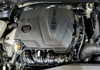 Подержанный автомобиль Kia K5 2020 года (9 фото)