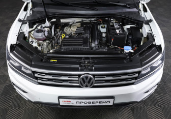 Подержанный автомобиль Volkswagen Tiguan 2017 года (9 фото)