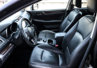 Подержанный автомобиль Subaru Outback Wagon 2017 года (15 фото)