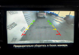 Подержанный автомобиль Nissan Juke 2014 года (17 фото)