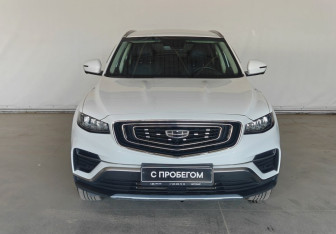 Подержанный автомобиль Geely Atlas Pro 2022 года (2 фото)