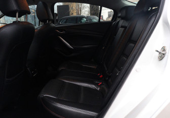 Подержанный автомобиль Mazda 6 Sedan 2013 года (10 фото)