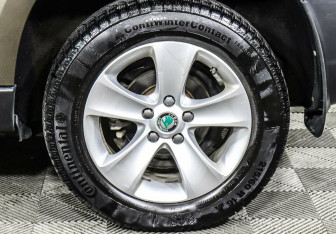 Подержанный автомобиль Skoda Yeti 2012 года (5 фото)