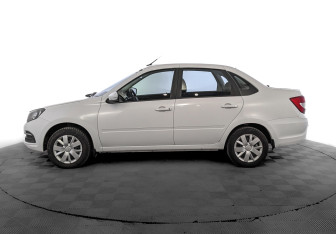 Подержанный автомобиль LADA (ВАЗ) Granta Sedan 2023 года (8 фото)