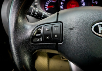 Подержанный автомобиль Kia Sportage 2011 года (28 фото)