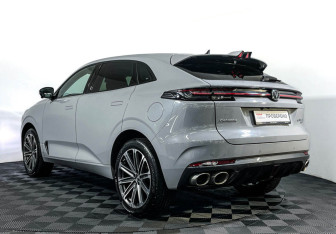 Подержанный автомобиль Changan UNI-K 2023 года (7 фото)