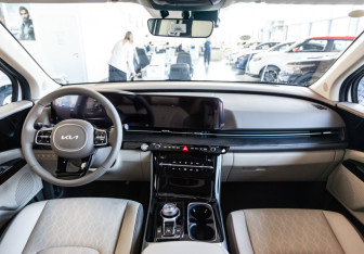 Новый Kia Carnival 2024 (11 фото)