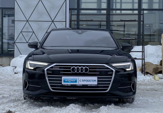 Подержанный автомобиль Audi A6 Sedan 2019 года (2 фото)