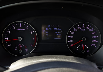 Подержанный автомобиль Kia Sportage 2017 года (13 фото)