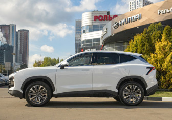 Подержанный автомобиль Jetour Dashing 2024 года (6 фото)