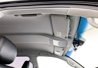 Подержанный автомобиль Toyota Land Cruiser Suv 2013 года (24 фото)